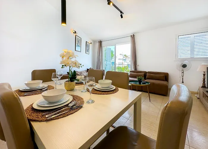 Sunlight By Hello Homes Daire Sitges